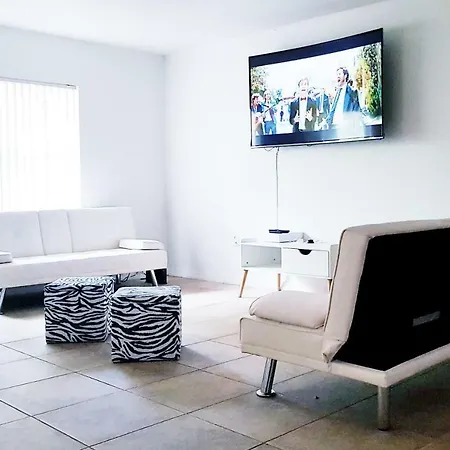 Hostels 305 Wynwood